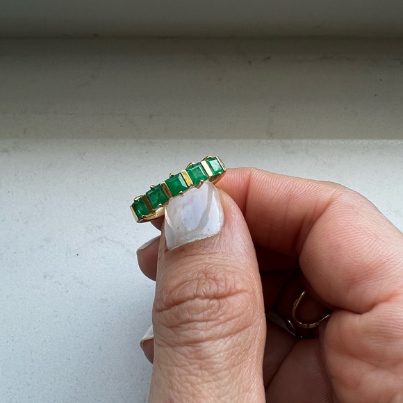 Emerald ring. HALF ETERNITY RINGE 18K YELLOW. - Picture 12 of 14